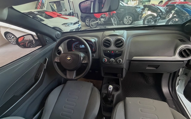 imagem-https://www.socarrao.com.br/sc-vehicle-images-prod/4372642/1792169549492-1732f7e79d4f426c9cb473f3e07e7500_1792169484085.jpg