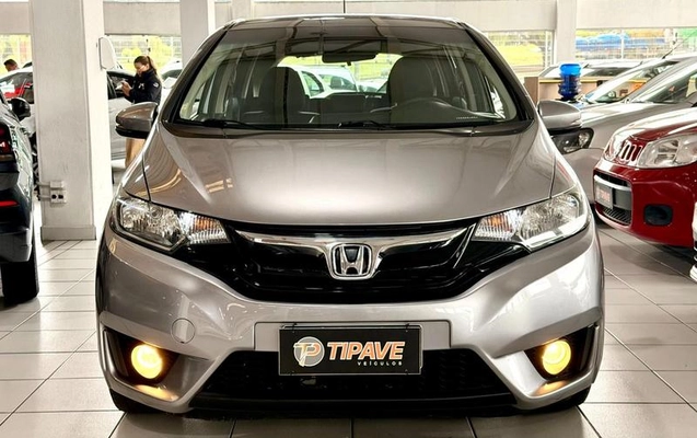 imagem-https://www.socarrao.com.br/sc-vehicle-images-prod/4372644/1792691566674-8571575_1_B_18359ccd53.jpeg