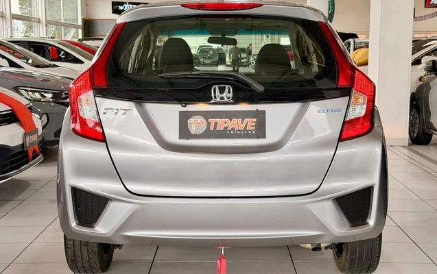imagem-https://www.socarrao.com.br/sc-vehicle-images-prod/4372644/1792691566682-8571575_4_B_56e70318aa.jpeg
