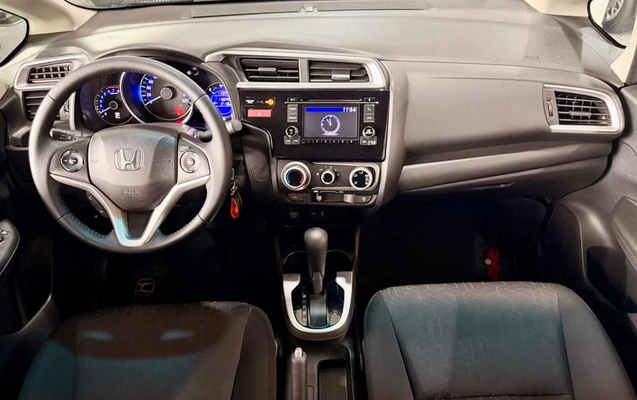 imagem-https://www.socarrao.com.br/sc-vehicle-images-prod/4372644/1792691566695-8571575_10_B_df9e951c3f.jpeg