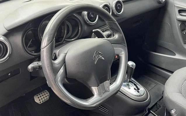 imagem-https://www.socarrao.com.br/sc-vehicle-images-prod/4372645/1792169591396-8567057_7_B_11bbdb7944.jpeg