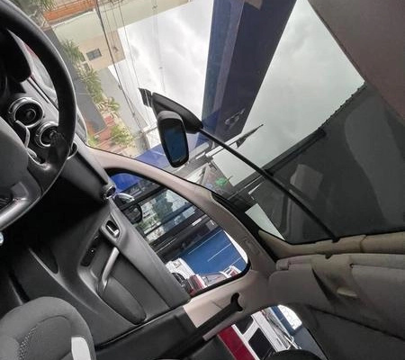 imagem-https://www.socarrao.com.br/sc-vehicle-images-prod/4372645/1792169591407-8567057_13_B_c3282c9fa3.jpeg