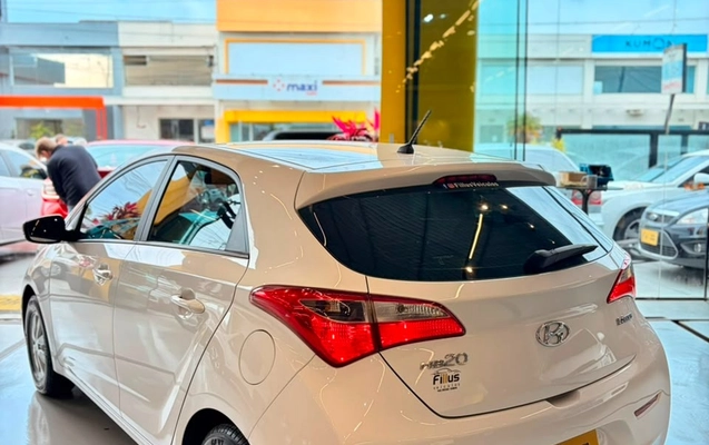 imagem-https://www.socarrao.com.br/sc-vehicle-images-prod/4372646/1792169626802-959f4eab-f60d-49aa-a35a-f1eb3c2e1807.jpg