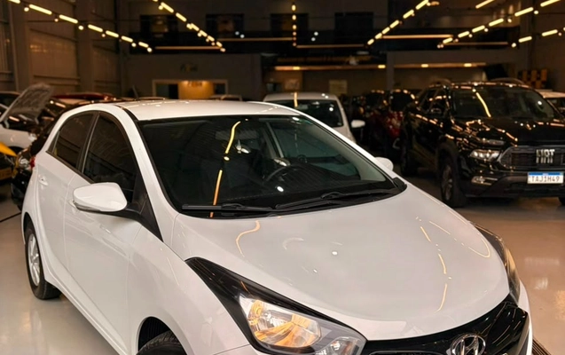 imagem-https://www.socarrao.com.br/sc-vehicle-images-prod/4372646/1792169626804-7ffeedd1-2062-48f2-b56c-8d4de8f34e96.jpg