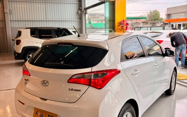 imagem-https://www.socarrao.com.br/sc-vehicle-images-prod/4372646/1792169626811-81dd0e6f-5985-466c-9bab-d7fdb84a900f.jpg