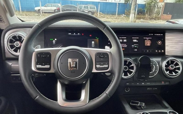 imagem-https://www.socarrao.com.br/sc-vehicle-images-prod/4372649/1792169812335-8551957_8_B_bc7831e210.jpeg