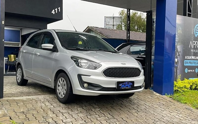 imagem-https://www.socarrao.com.br/sc-vehicle-images-prod/4372652/1792169781593-8560799_2_B_69cca93db0.jpeg