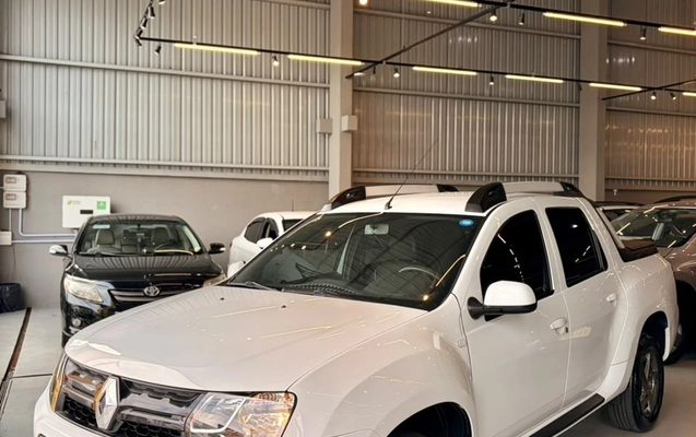 imagem-https://www.socarrao.com.br/sc-vehicle-images-prod/4372653/1792169787677-0fd006eb-cc25-4db2-b8d1-a99b6c1bb663.jpg