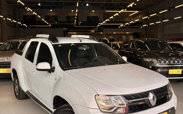 imagem-https://www.socarrao.com.br/sc-vehicle-images-prod/4372653/1792169787686-56c0ae7c-784f-452b-82d7-21635f3d6383.jpg