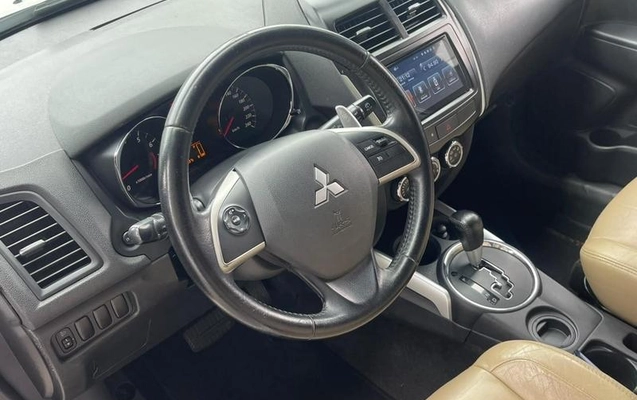 imagem-https://www.socarrao.com.br/sc-vehicle-images-prod/4372679/1792169952789-8543953_11_B_3df2699a57.jpeg
