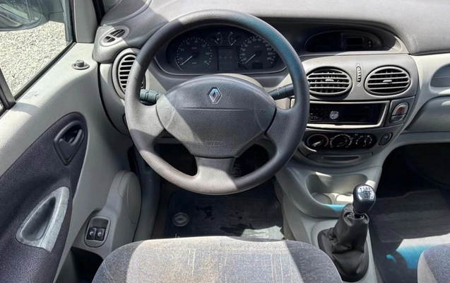 imagem-https://www.socarrao.com.br/sc-vehicle-images-prod/4372714/1792170054854-8572882_18_B_0ee89a1e73.jpeg