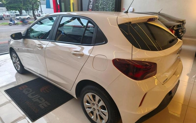 imagem-https://www.socarrao.com.br/sc-vehicle-images-prod/4372829/1792186198349-8432409_4_B_7508d329e2.jpeg