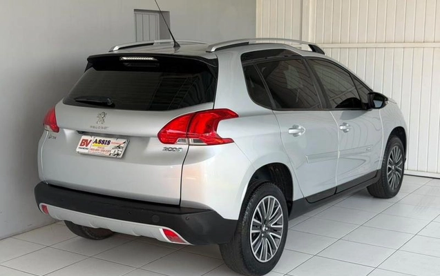 imagem-https://www.socarrao.com.br/sc-vehicle-images-prod/4372852/1792611590509-8525210_19_B_ba85db391d.jpeg