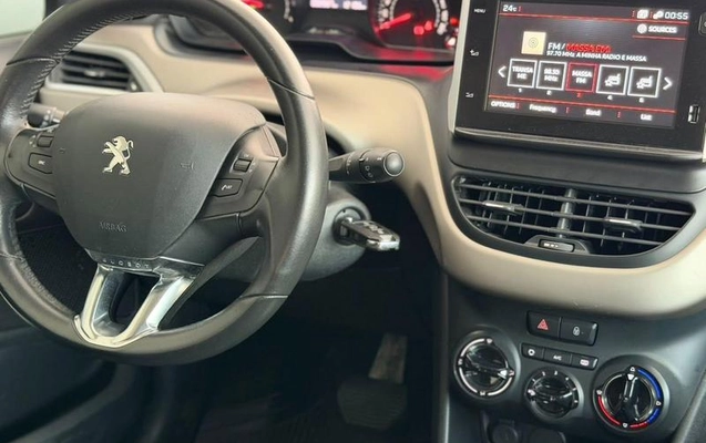 imagem-https://www.socarrao.com.br/sc-vehicle-images-prod/4372852/1792611590511-8525210_12_B_64b6a51ad5.jpeg