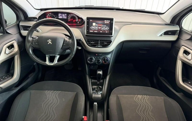 imagem-https://www.socarrao.com.br/sc-vehicle-images-prod/4372852/1792611590512-8525210_9_B_e8573fa5c6.jpeg