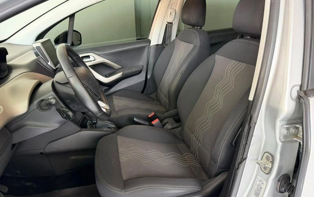 imagem-https://www.socarrao.com.br/sc-vehicle-images-prod/4372852/1792611590513-8525210_6_B_412201c0c5.jpeg
