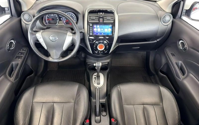 imagem-https://www.socarrao.com.br/sc-vehicle-images-prod/4372855/1792171402037-8556451_12_B_977e15036a.jpeg