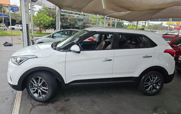 imagem-https://www.socarrao.com.br/sc-vehicle-images-prod/4372876/1792616810194-gb-7570a58.jpeg