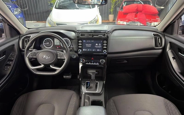 imagem-https://www.socarrao.com.br/sc-vehicle-images-prod/4372902/1792171810365-8574483_9_B_751d125c03.jpeg