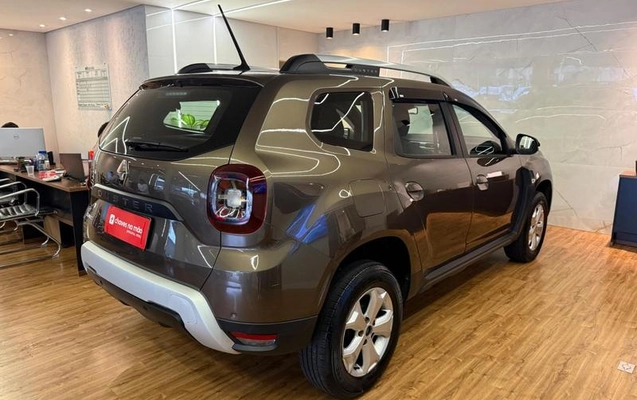 imagem-https://www.socarrao.com.br/sc-vehicle-images-prod/4372925/1792172005460-8507719_17_B_3b276106f8.jpeg