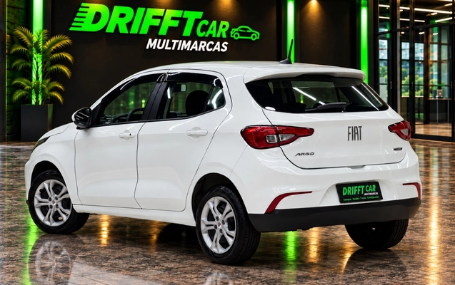 imagem-https://www.socarrao.com.br/sc-vehicle-images-prod/4372927/1792172029483-3_023337.jpg