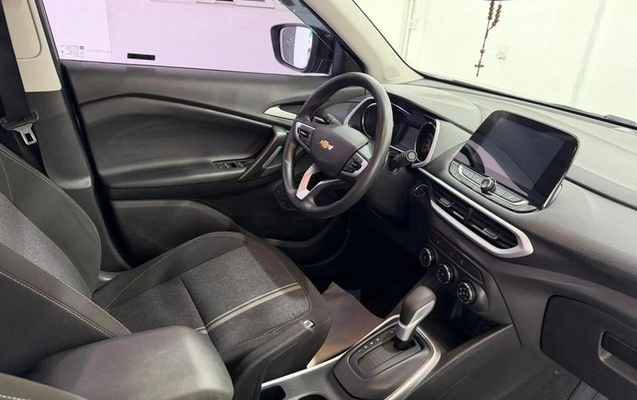imagem-https://www.socarrao.com.br/sc-vehicle-images-prod/4372952/1792172163340-8574632_6_B_0d64d3b17e.jpeg