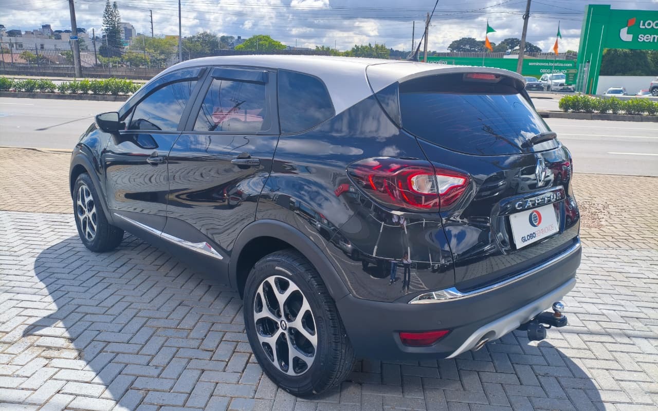 imagem-https://www.socarrao.com.br/sc-vehicle-images-prod/4373020/1792172334237-ZXggMDMuanBlZw.jpeg