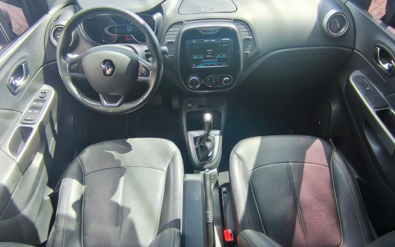 imagem-https://www.socarrao.com.br/sc-vehicle-images-prod/4373020/1792172335270-aW4gMDcuanBlZw.jpeg