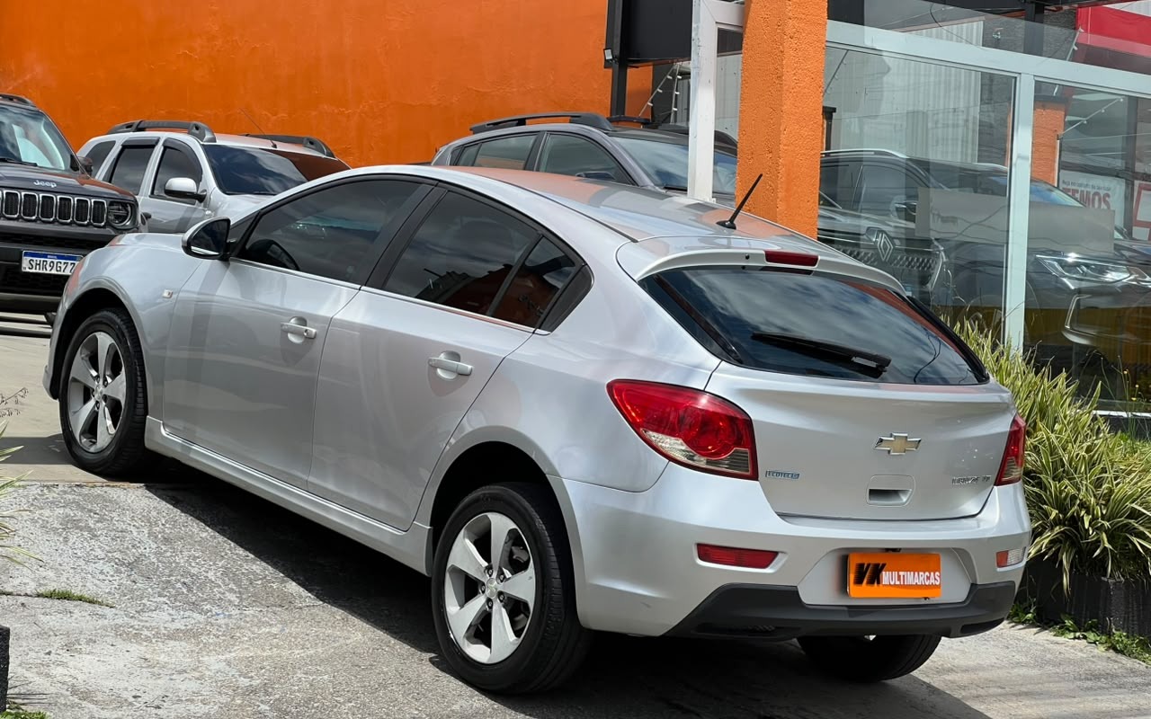 imagem-https://www.socarrao.com.br/sc-vehicle-images-prod/4373043/1792172591450-V2hhdHNBcHAgSW1hZ2UgMjAyNi0xMC0xNiBhdCAxMS41Mi41MC5qcGVn.jpeg