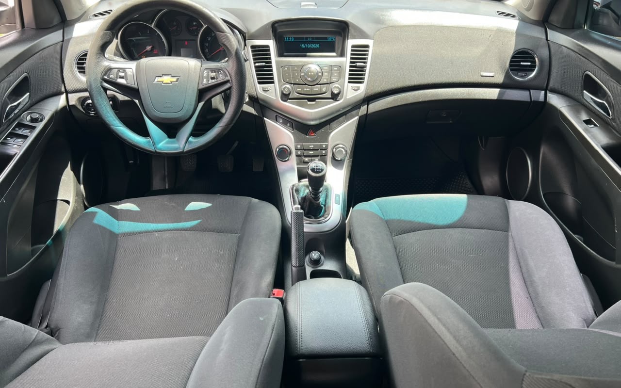 imagem-https://www.socarrao.com.br/sc-vehicle-images-prod/4373043/1792172592202-V2hhdHNBcHAgSW1hZ2UgMjAyNi0xMC0xNiBhdCAxMS41Mi41MS5qcGVn.jpeg