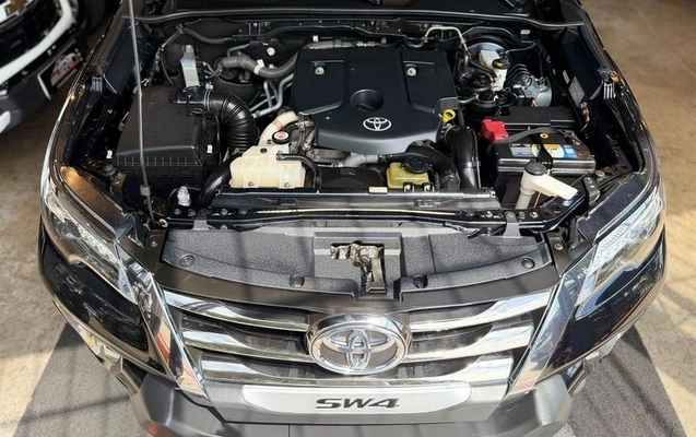 imagem-https://www.socarrao.com.br/sc-vehicle-images-prod/4373055/1792598052867-8578201_9_B_07bb1851a3.jpeg