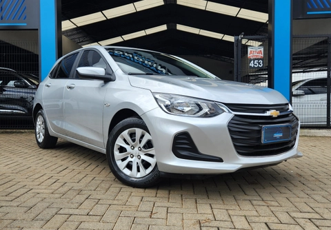Chevrolet Onix 2023 Prata — foto 1 de 3