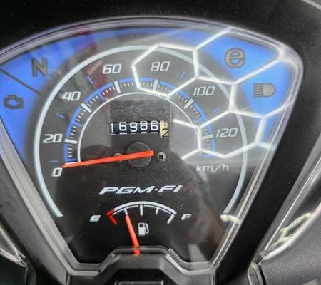 imagem-https://www.socarrao.com.br/sc-vehicle-images-prod/4373171/1792172953541-8564671_6_B_69a4f66a65.jpeg