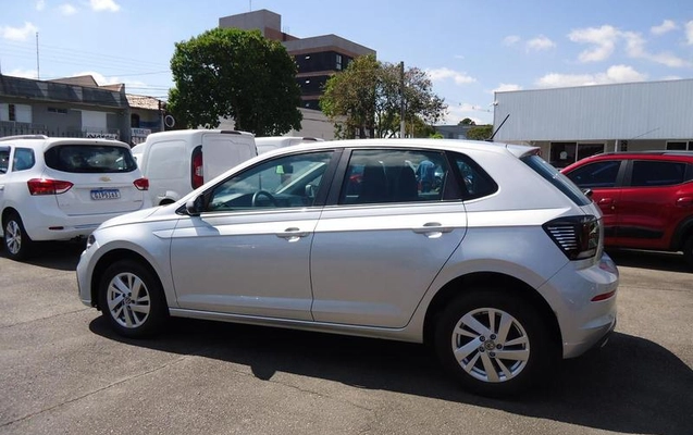 imagem-https://www.socarrao.com.br/sc-vehicle-images-prod/4373175/1792762806464-8506643_2_B_a40b7b51f5.jpeg
