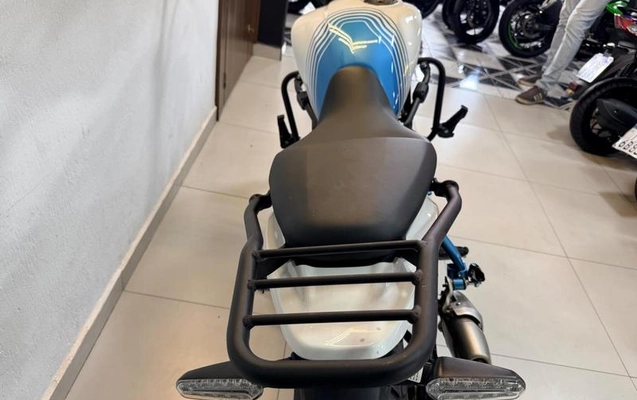 imagem-https://www.socarrao.com.br/sc-vehicle-images-prod/4373196/1792504114591-8578298_4_B_98e02d6b05.jpeg