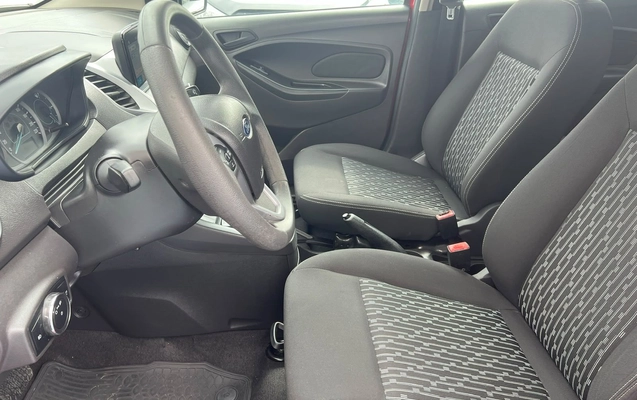 imagem-https://www.socarrao.com.br/sc-vehicle-images-prod/4373197/1792173170762-3d18b136a5dc4676899197b7952aea3f_1792173060594.jpg