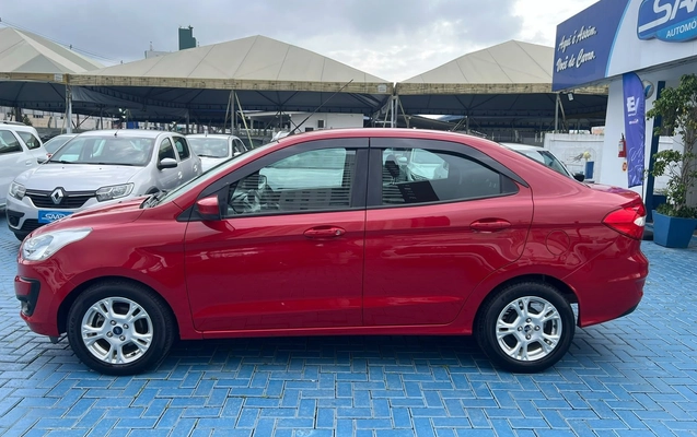 imagem-https://www.socarrao.com.br/sc-vehicle-images-prod/4373197/1792173170768-5667b9f691974b7fb9af06d0d16069de_1792173060618.jpg