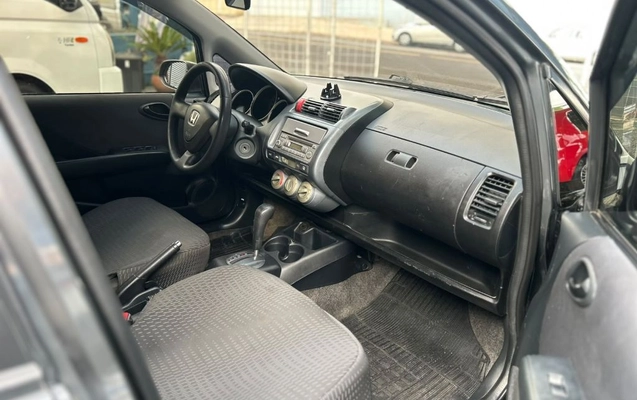 imagem-https://www.socarrao.com.br/sc-vehicle-images-prod/4373202/1792416793887-gb-9d1a1d5.jpeg