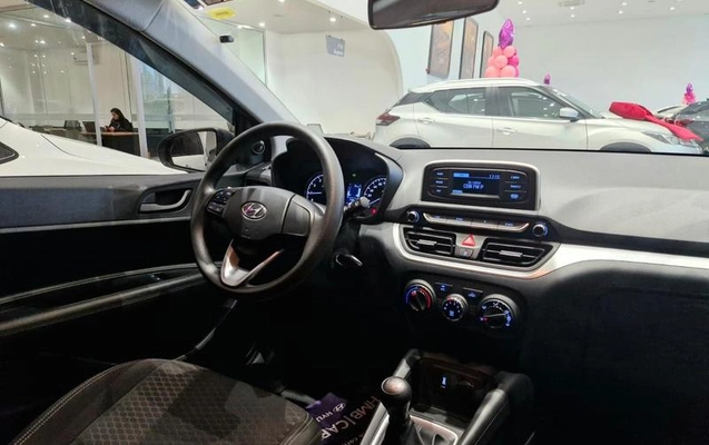 imagem-https://www.socarrao.com.br/sc-vehicle-images-prod/4373442/1792174127613-8556164_13_B_6188fc966c.jpeg