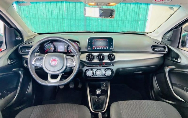 imagem-https://www.socarrao.com.br/sc-vehicle-images-prod/4373467/1792515564341-8555171_12_B_ea6f33d54d.jpeg