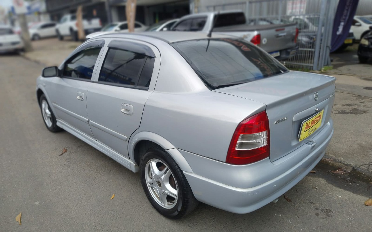 imagem-https://www.socarrao.com.br/sc-vehicle-images-prod/4373474/1792184167053-SU1HLTIwMjYxMDE2LVdBMDA1MS5qcGc.jpg