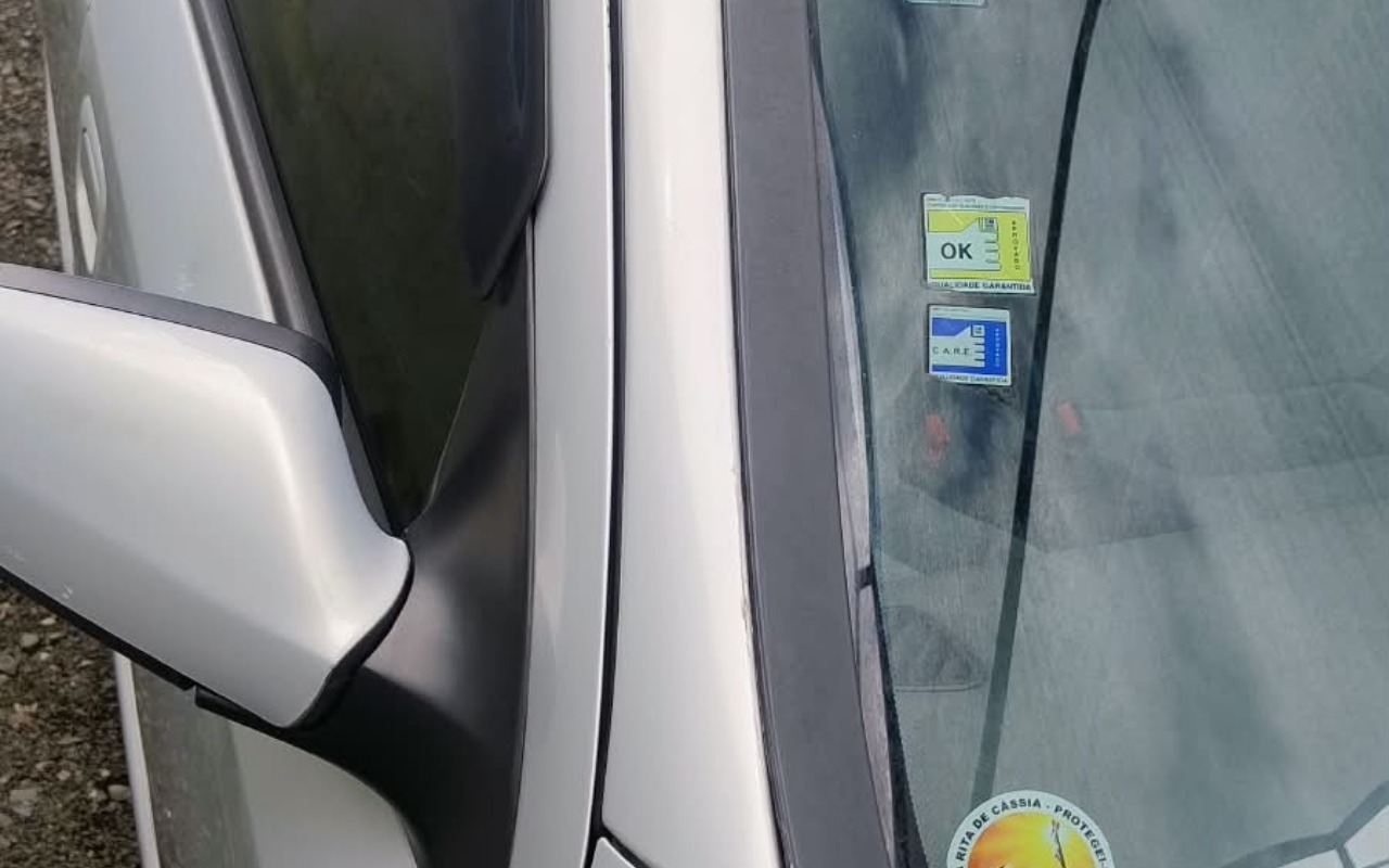 imagem-https://www.socarrao.com.br/sc-vehicle-images-prod/4373474/1792184167464-SU1HLTIwMjYxMDE2LVdBMDA1Mi5qcGc.jpg