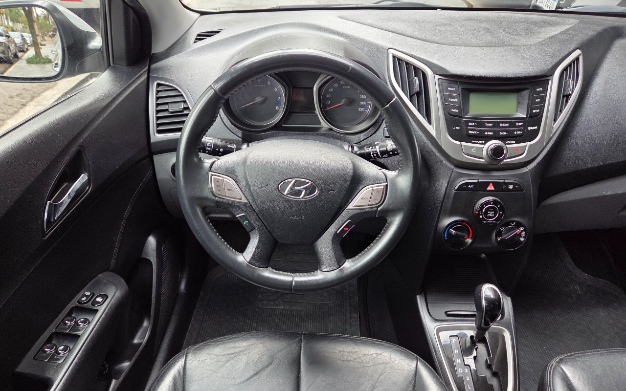 imagem-https://www.socarrao.com.br/sc-vehicle-images-prod/4373509/1792174595160-MTAwMDc2NzE5My5qcGc.jpg