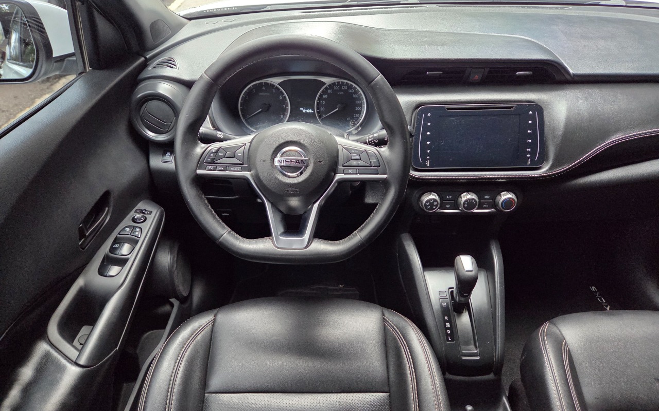 imagem-https://www.socarrao.com.br/sc-vehicle-images-prod/4373526/1792174694009-MTAwMDc2OTY3MS5qcGc.jpg