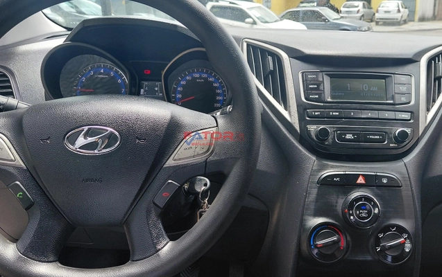 imagem-https://www.socarrao.com.br/sc-vehicle-images-prod/4373533/1792174770059-51270bc060b1406fb7e75bbd6cb80d01_1792174654810.jpg