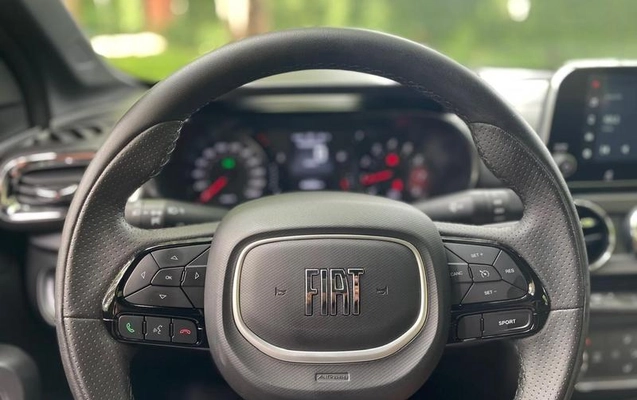 imagem-https://www.socarrao.com.br/sc-vehicle-images-prod/4373535/1792589522710-8565693_7_B_487da5844f.jpeg