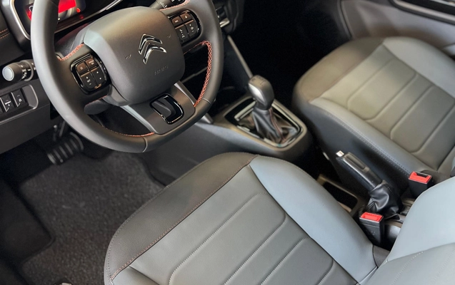 imagem-https://www.socarrao.com.br/sc-vehicle-images-prod/4373539/1792174837784-vehicle_image_1771943702_442793fad6c1c36b39f3eb73cb934555.jpeg