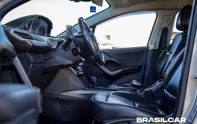 imagem-https://www.socarrao.com.br/sc-vehicle-images-prod/4373550/1792175027667-003_d07c342b8e29c68d8c9f8afd5872d76e.jpg