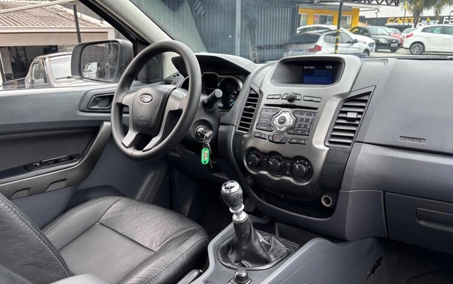 imagem-https://www.socarrao.com.br/sc-vehicle-images-prod/4373642/1792175205338-8420033_19_B_7b7d178816.jpeg