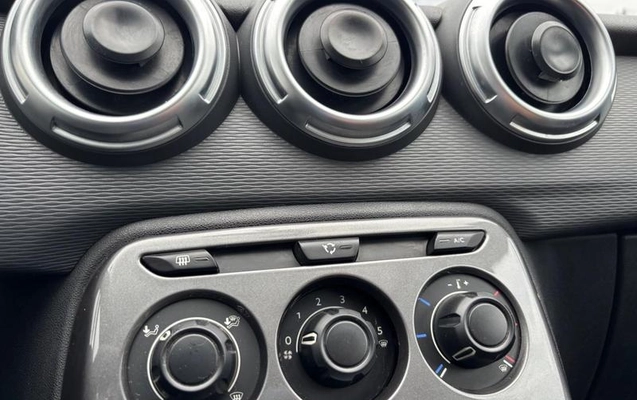 imagem-https://www.socarrao.com.br/sc-vehicle-images-prod/4373649/1792175213035-8464432_20_B_d946114259.jpeg